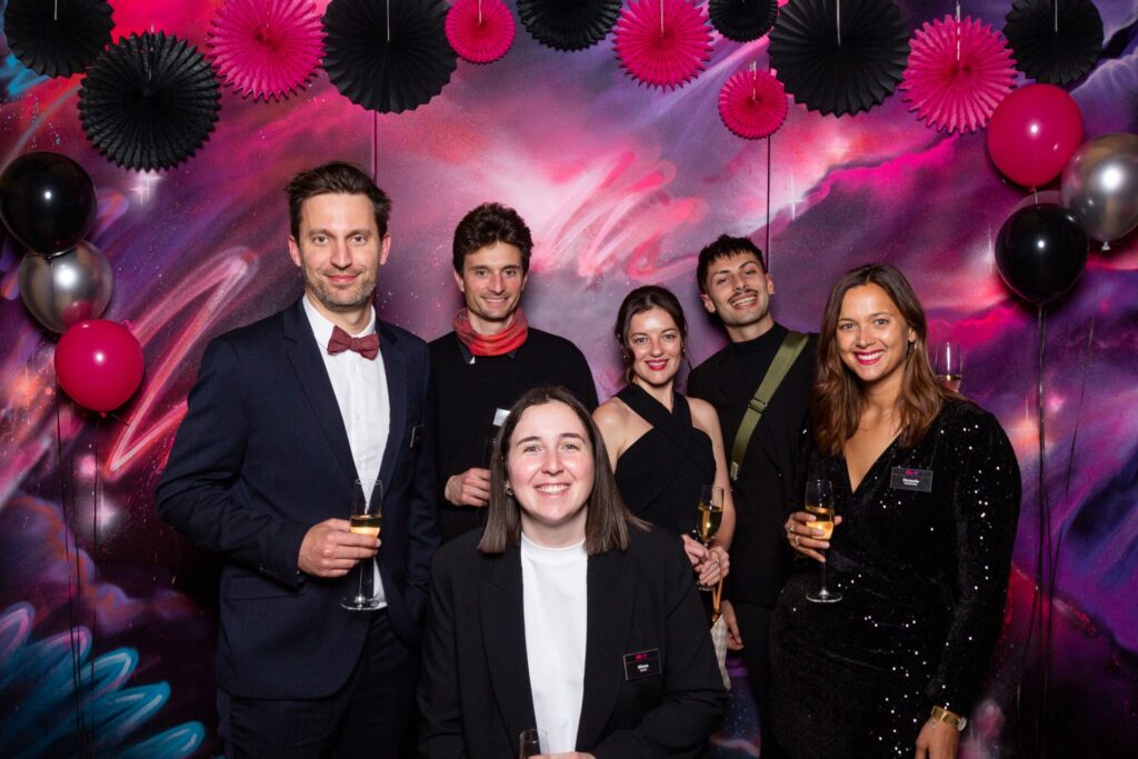 artphotolimited-Team